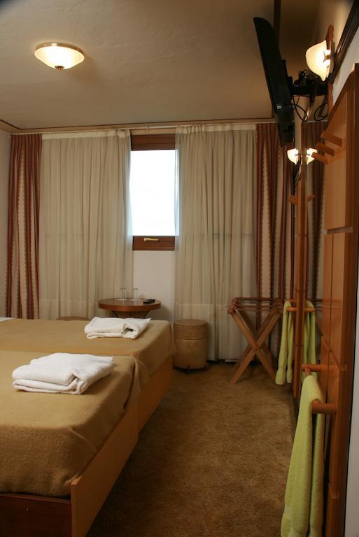 Intersur Hotel Colon Extérieur photo