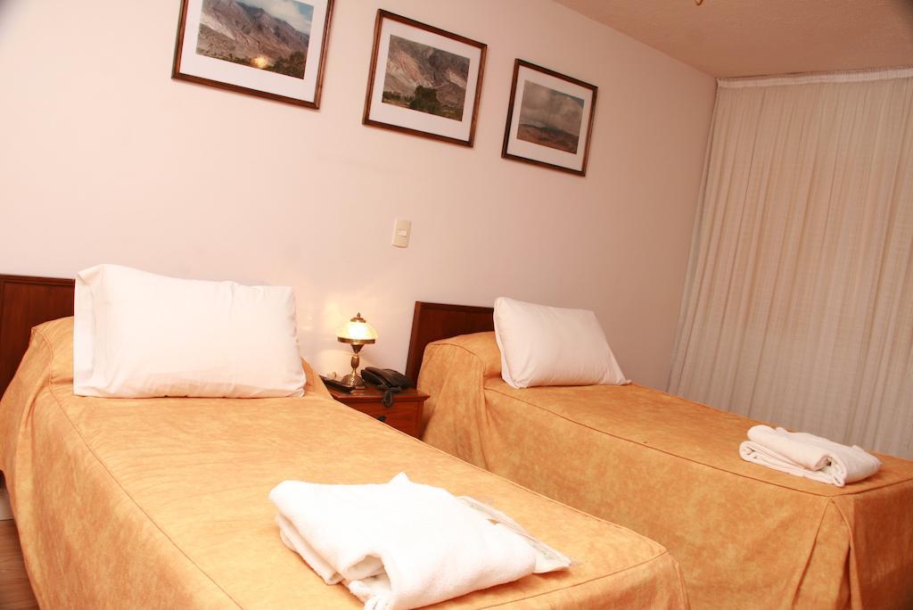Intersur Hotel Colon Extérieur photo