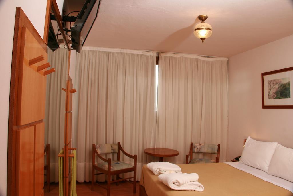 Intersur Hotel Colon Chambre photo