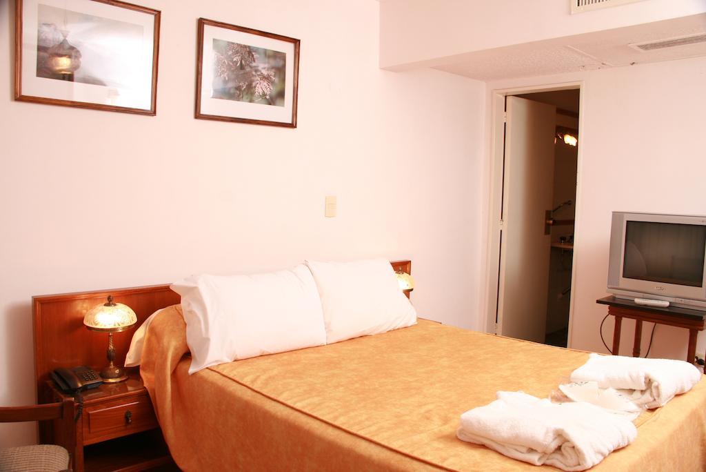 Intersur Hotel Colon Chambre photo