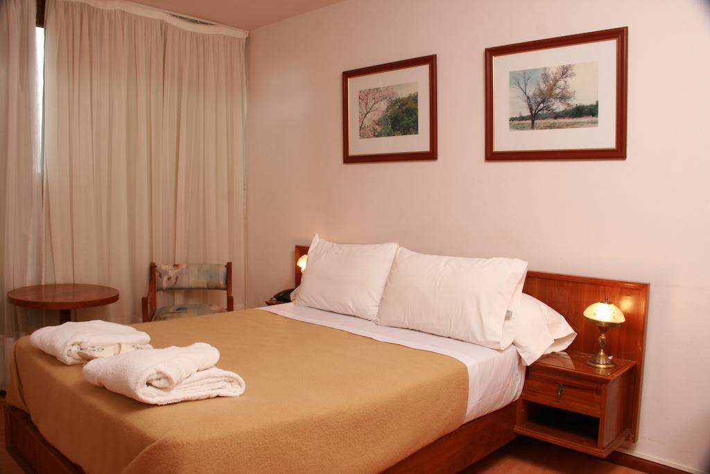Intersur Hotel Colon Chambre photo