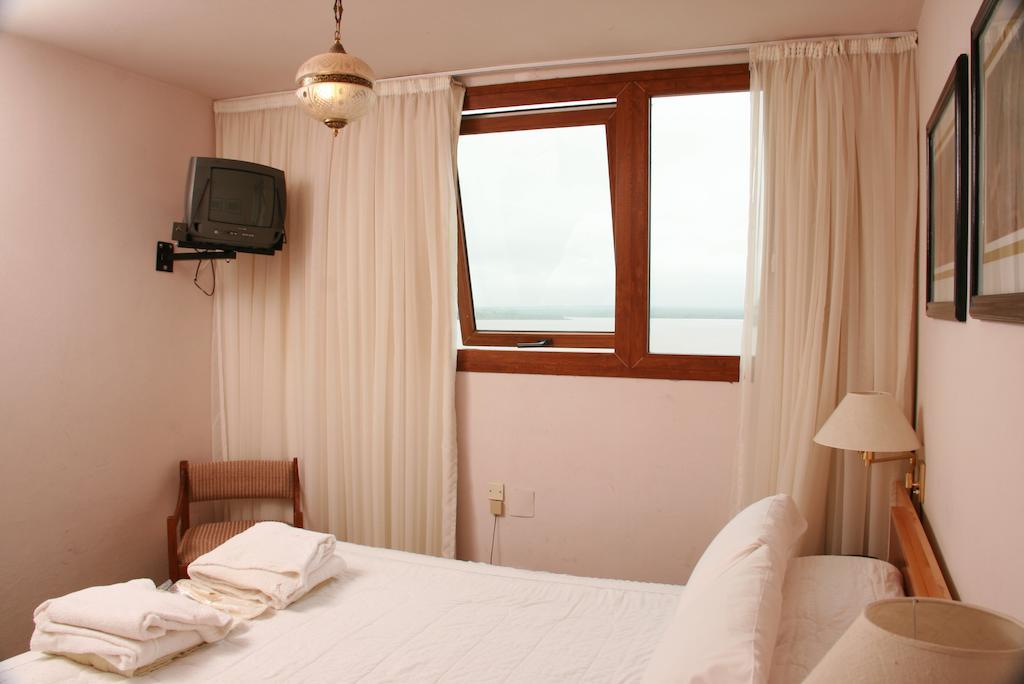 Intersur Hotel Colon Chambre photo
