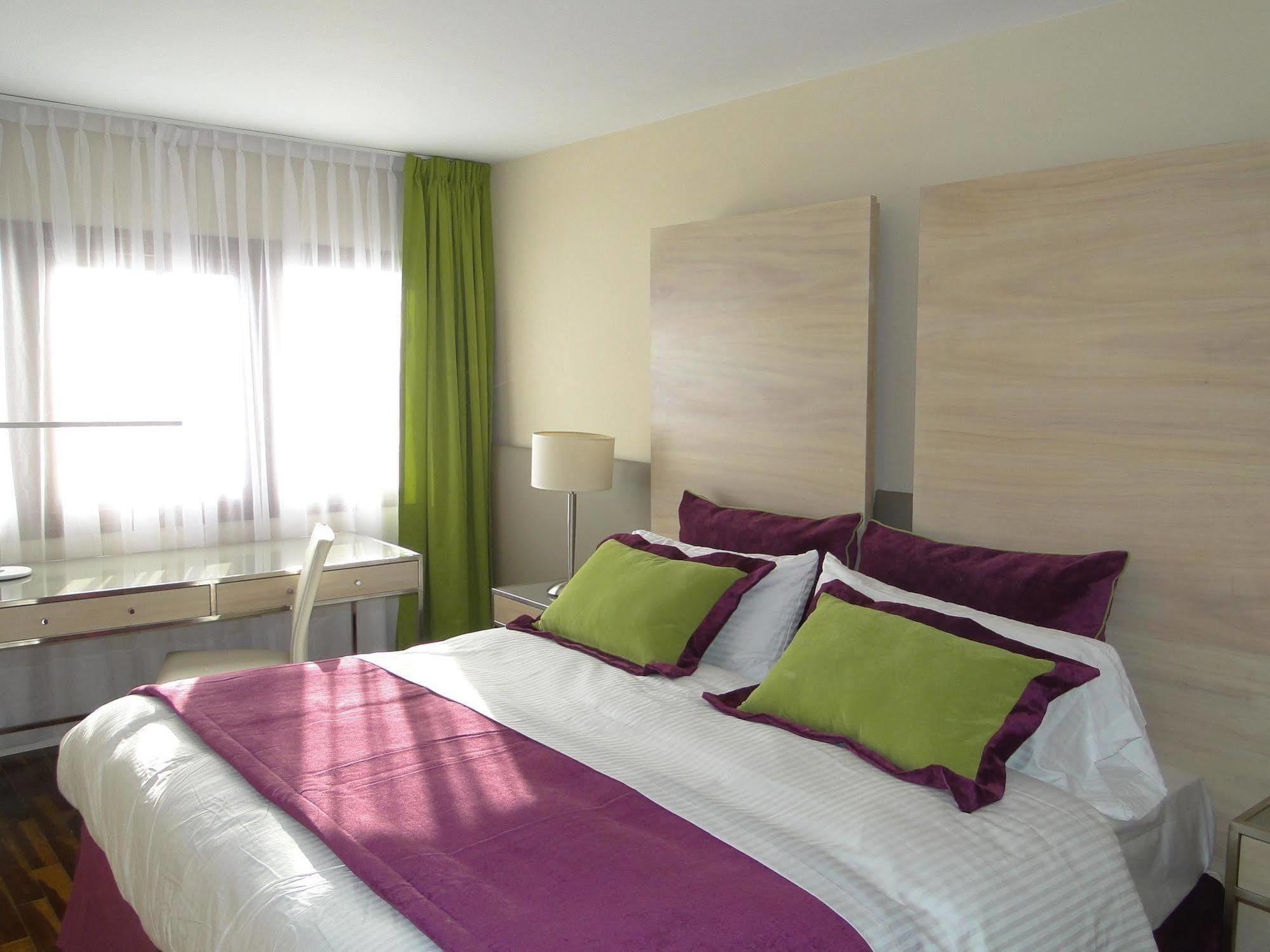 Intersur Hotel Colon Extérieur photo
