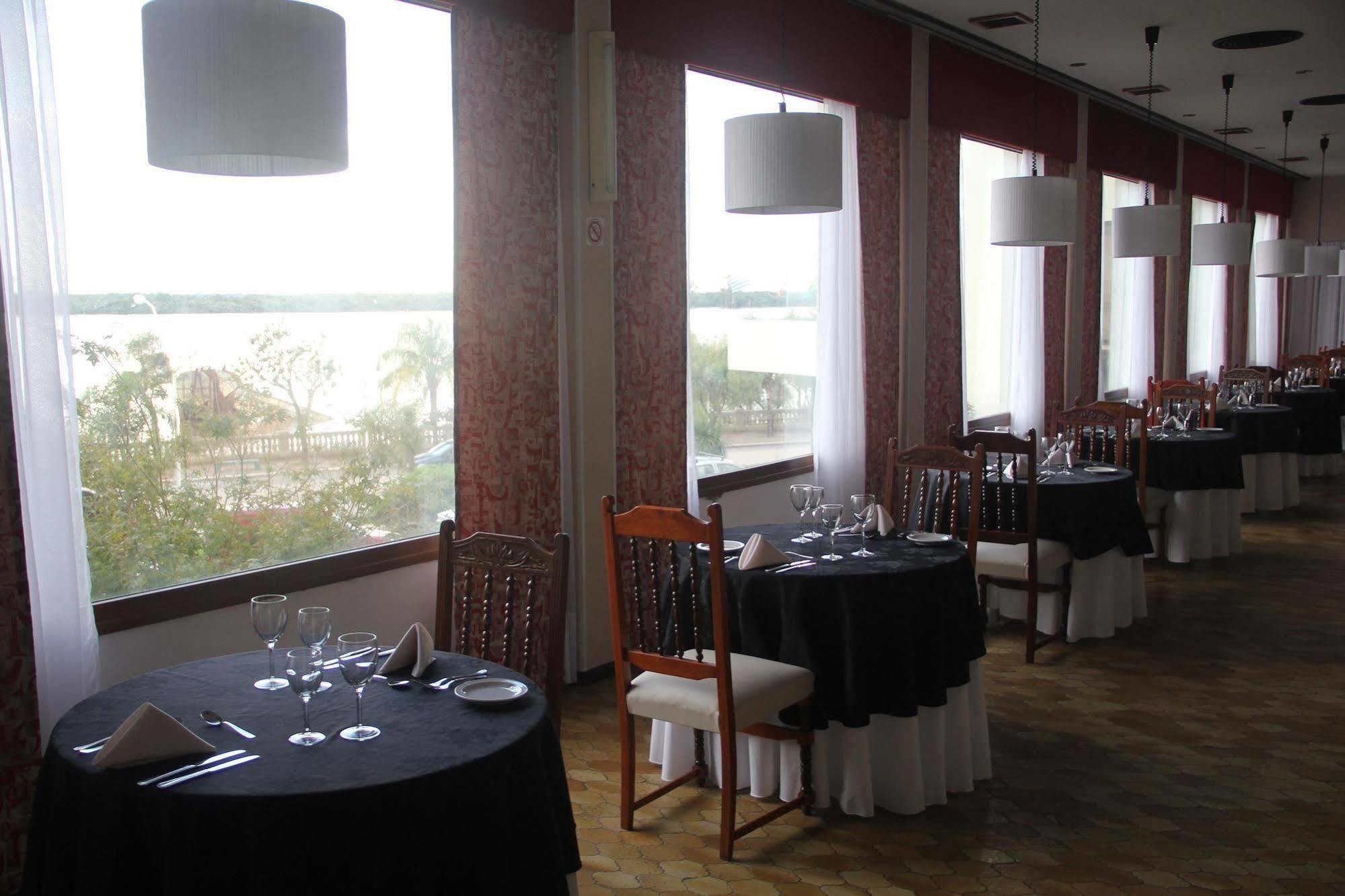 Intersur Hotel Colon Extérieur photo